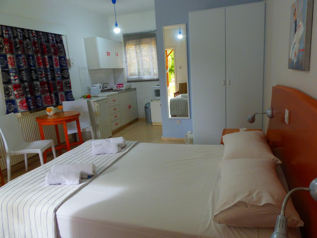 Apartamento Light & Blue Gardens Protaras Exterior foto
